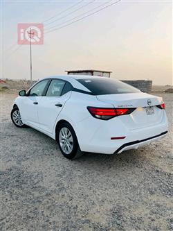 نيسان سنترا